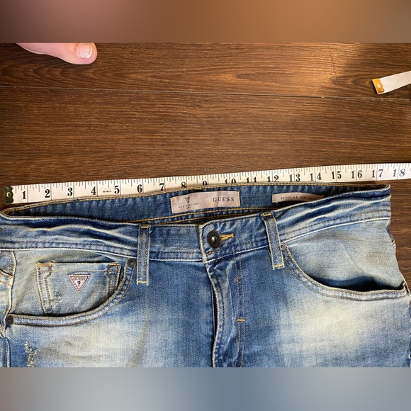 Guess Men’s 32x32 Regular Straight Fit Distressed Jeans - Picture 9 of 9